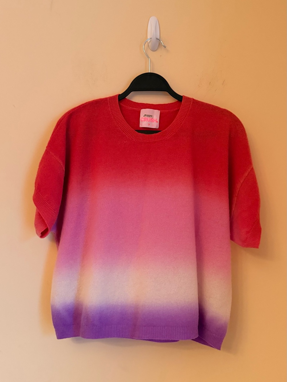 CRUSH Cashmere Triple‎ Dip Dye Coconut Tee – Gradient Red Pink Purple, M/L